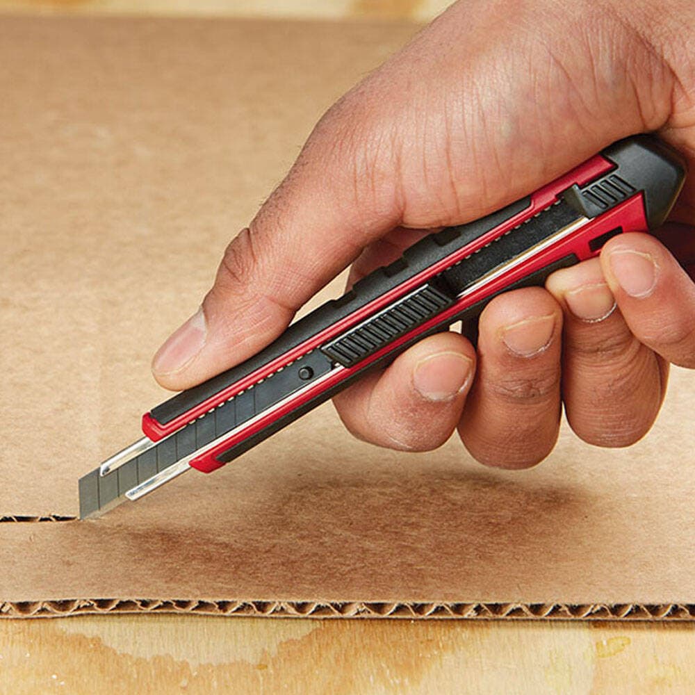 Milwaukee 9 mm Adjustable Utility Knife — image 2