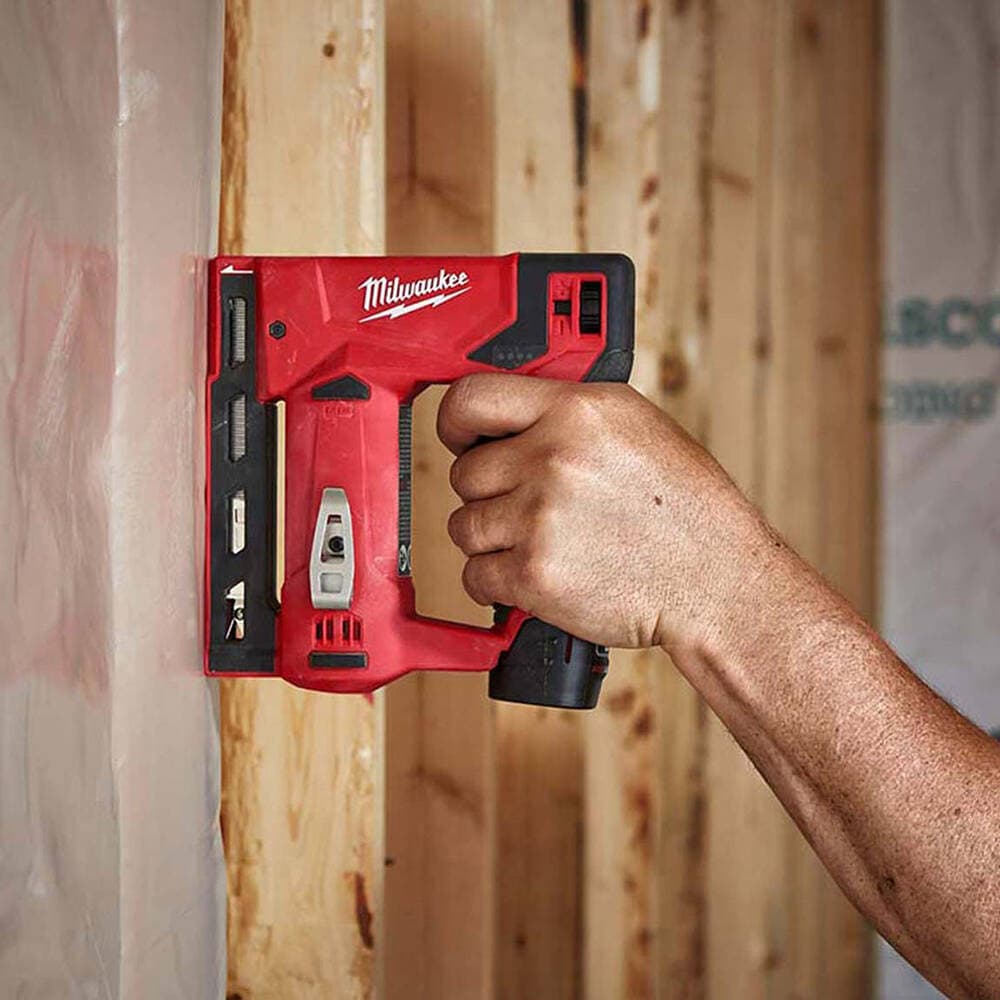 Milwaukee M12 BST-202X Akülü Pop Perçin Tabancası
