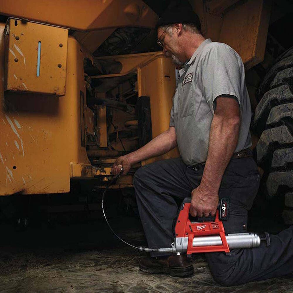 Milwaukee M12 GG-401B Akülü Gres Pompası — görsel 3