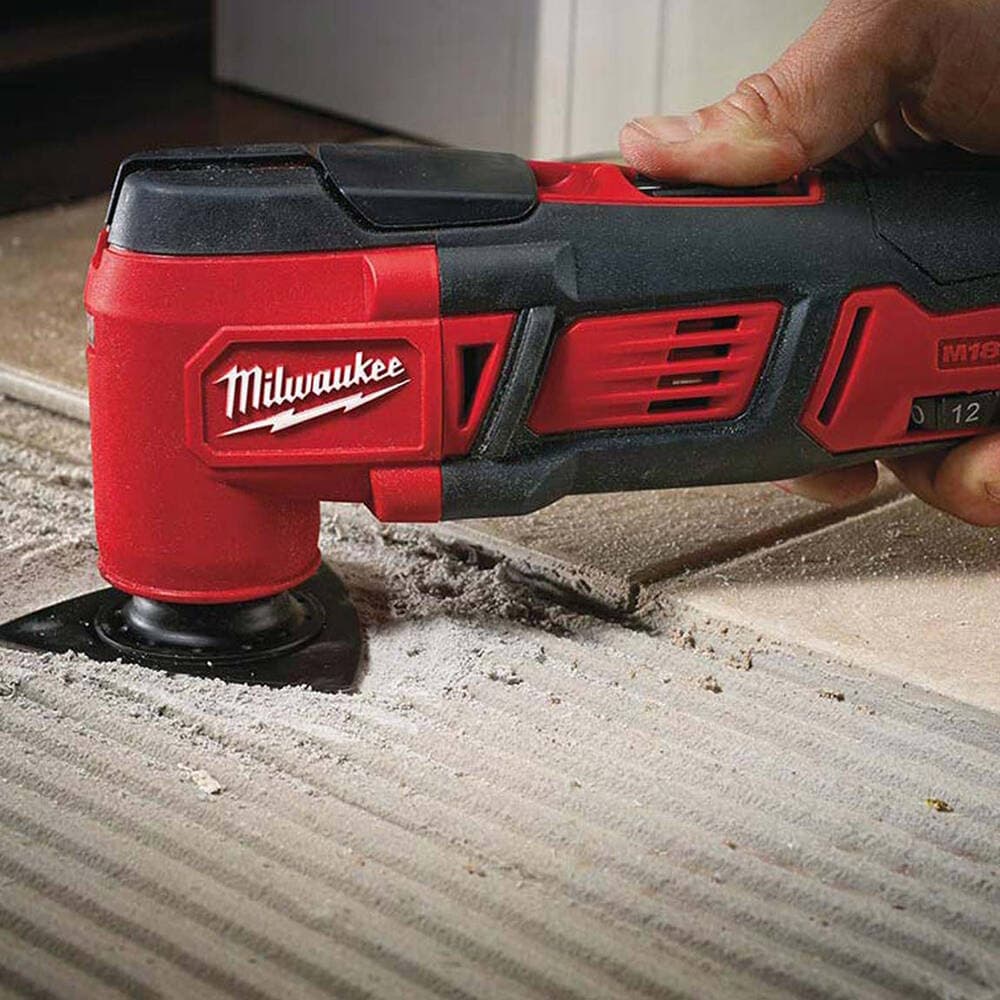 Milwaukee M18 BMT-421C Cordless Multi-Tool — image 4
