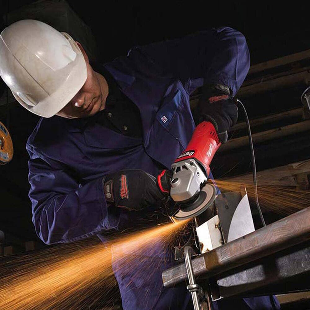 Milwaukee AGV 17-125 XE 1750 W Büyük Taşlama