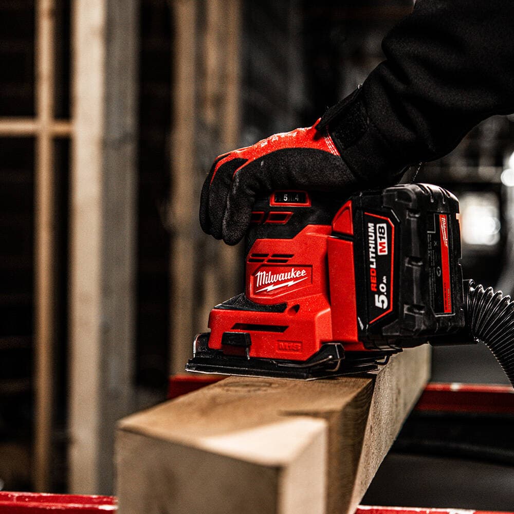 Milwaukee M18 BQSS-502 B Titreşimli Zımpara