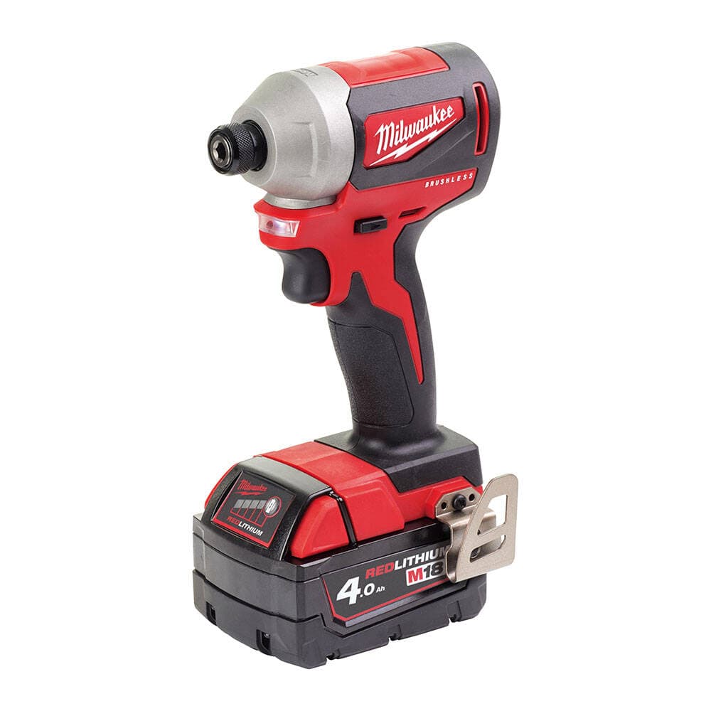 Milwaukee M18 CBLID-402C Akülü Darbeli Vidalama 1/4“