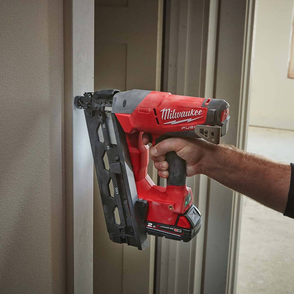 Milwaukee M18 CN16GA-202X Akülü Çivi Tabancası
