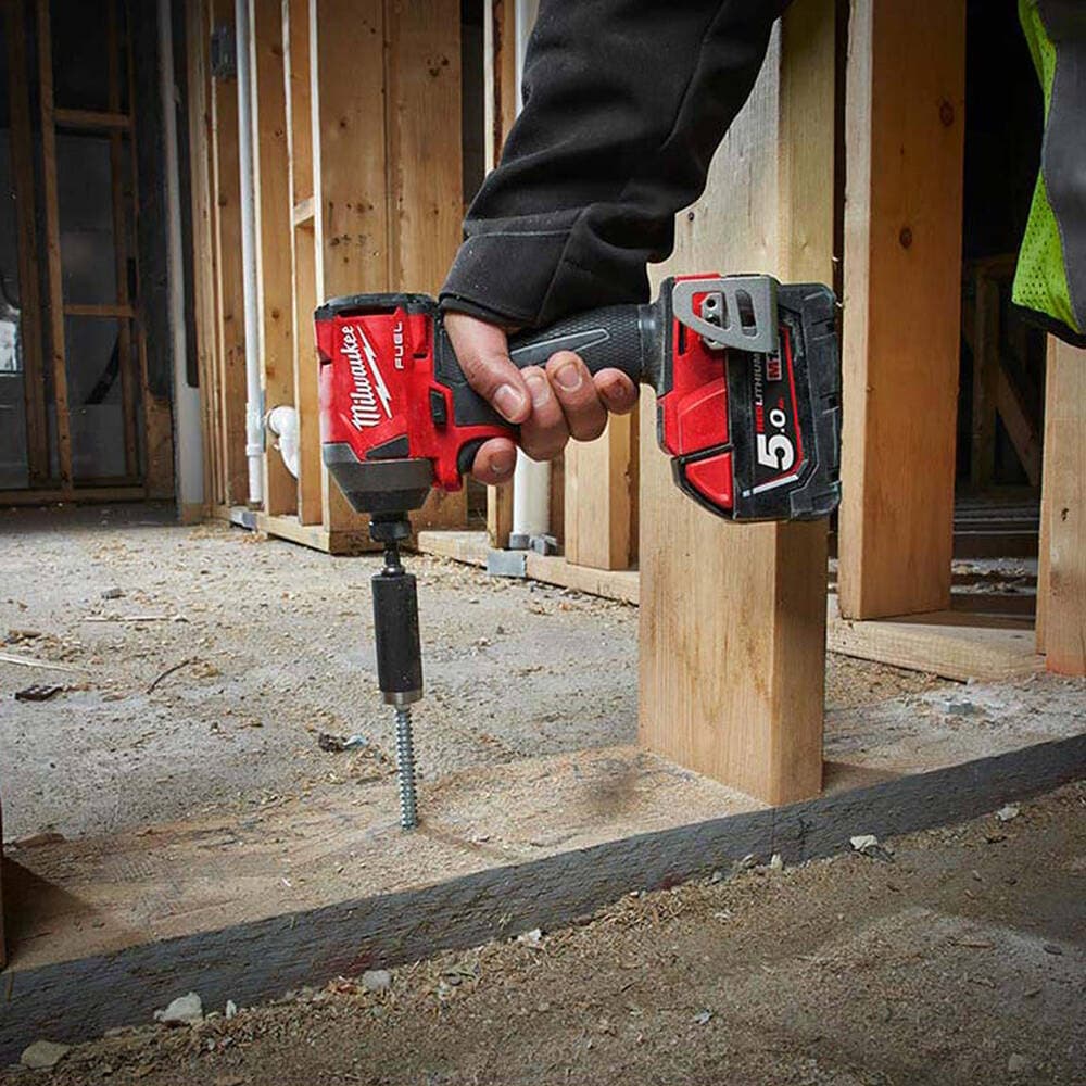 Milwaukee M18 FID2-502X Akülü Darbeli Vidalama 1/4“