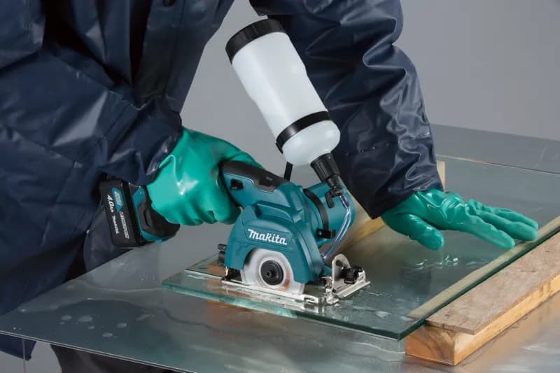 Makita CC301DZ Glass Cutter 12V