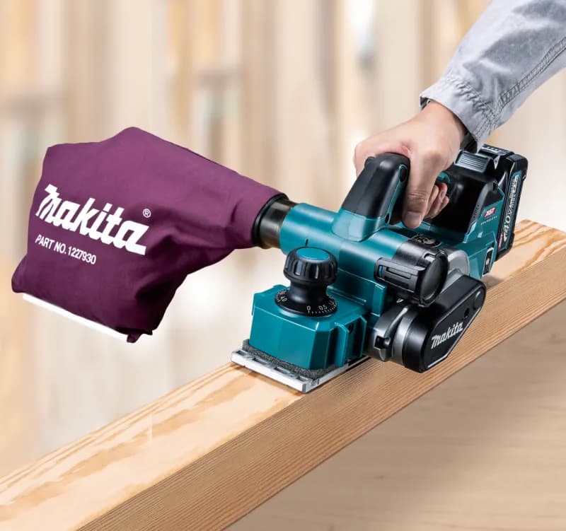 Makita KP001GZ Cordless Planer