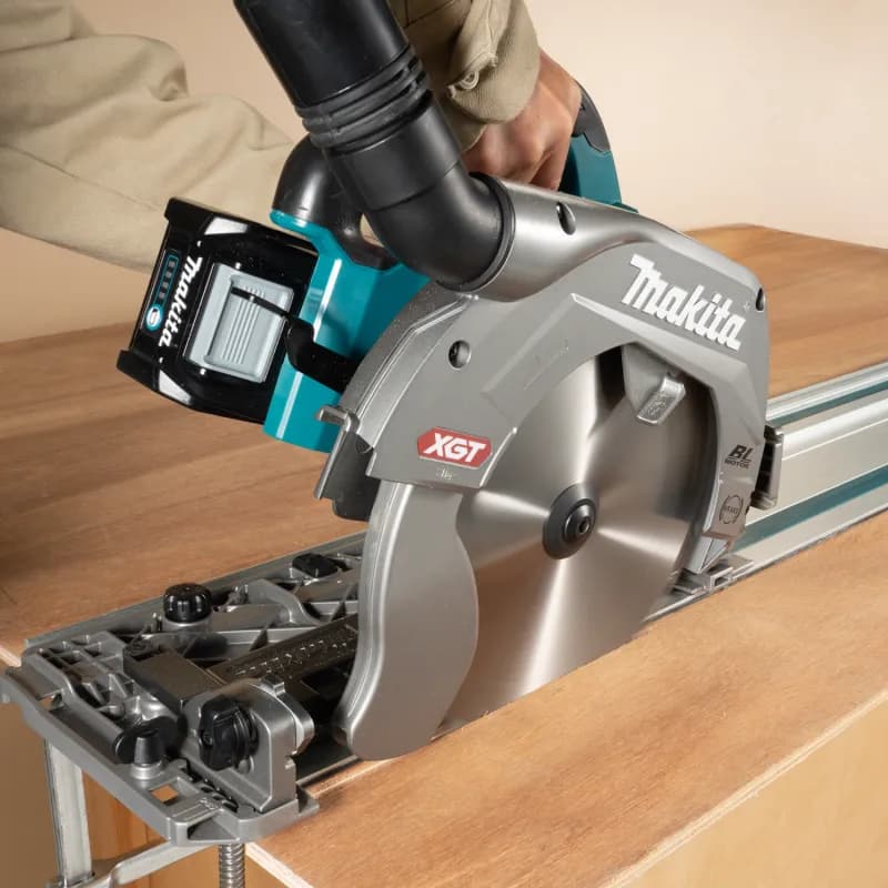 Makita HS009GT201 235MM Daire Testere 40V Akülü